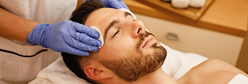 men acne extraction in Bangkok
